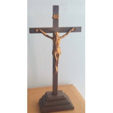 Crucifix - 16cm with magnetic stand